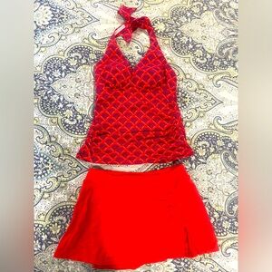 Women’s L.L. Bean swimsuit set.  gently worn. No signs of wear. Size 6 (medium)